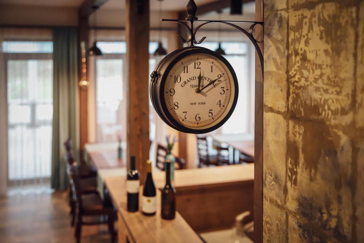 Dreko Panzio & Borbisztro Bed & Breakfast Győrújbarát Eksteriør bilde